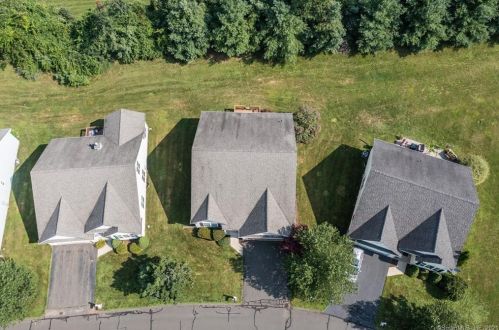 22 Grand Blvd, Ellington CT  06029-3895 exterior