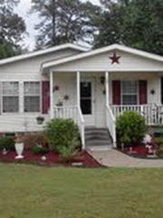 157 Spring Lake Dr, Greenwood, SC 29649-9066