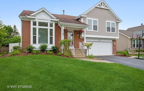 1648 Warrington Ln, Bull Valley, IL 60014-2020