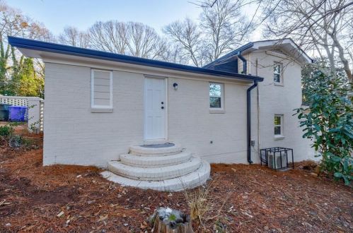 1362 Hicks Cir, Conyers GA  30012-4211 exterior