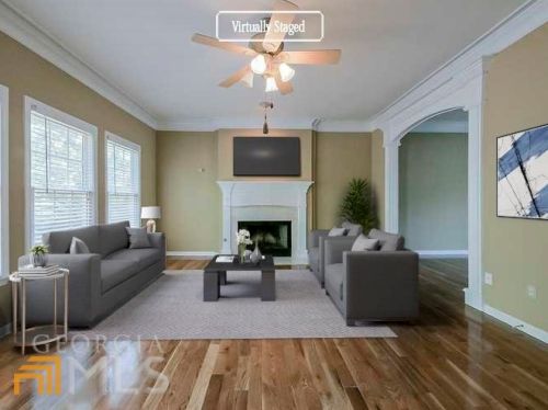 261 Highland Lake Vw, Atlanta, GA 30349-3921