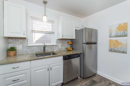 62 Lincoln Dr, Rochelle Park, NJ 07662-3911