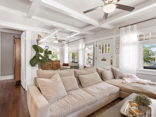 2237 6 Ave, Fort Worth TX  76110-1807 exterior