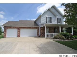 8816 Wildewood Dr, Worden, IL 62097-1280