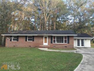 101 Crestview Dr, Woodbine, GA 31569-3550