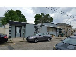 621 2nd St, Gretna LA  70053-5826 exterior