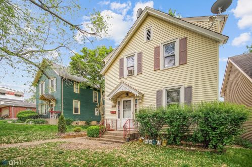 2719 Walnut St, Dixmoor, IL 60406-1930
