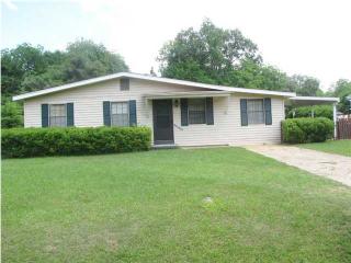 214 Edward Dr, Albany, GA 31705-4012