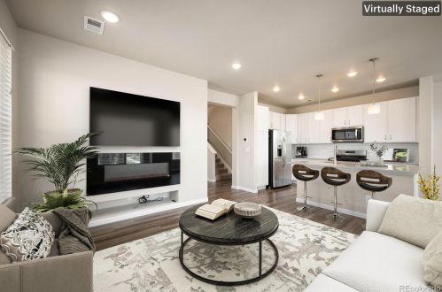 14665 Belleview Dr, Aurora, CO 80015