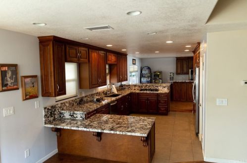9127 Middlefield Dr, Riverside CA  92508-6261 exterior