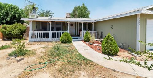 9892 Forest Ct, El Mirage, CA 92301-2390