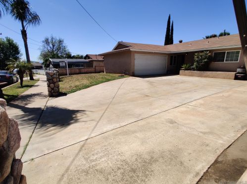 1288 Camillo Way, El Cajon, CA 92021-3402