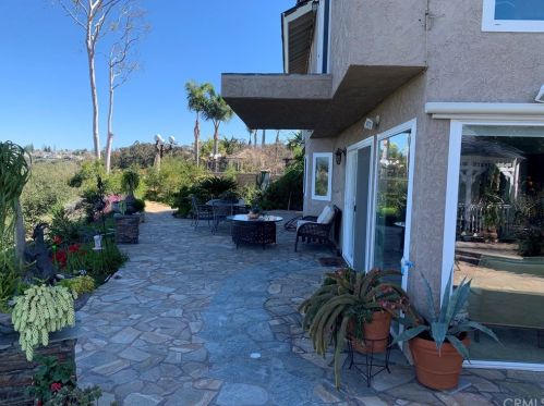 771 Fairway Ln, Anaheim CA  92807-4802 exterior