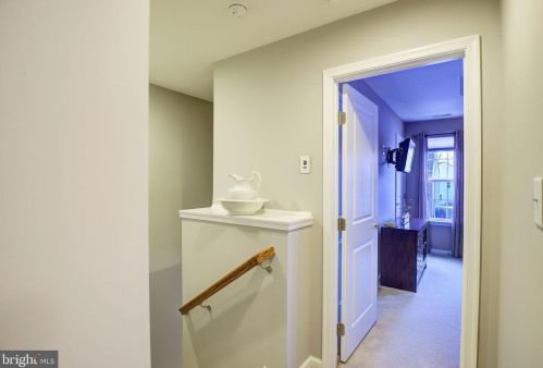 38 Sundance Dr, Trenton NJ 08619-3968 exterior