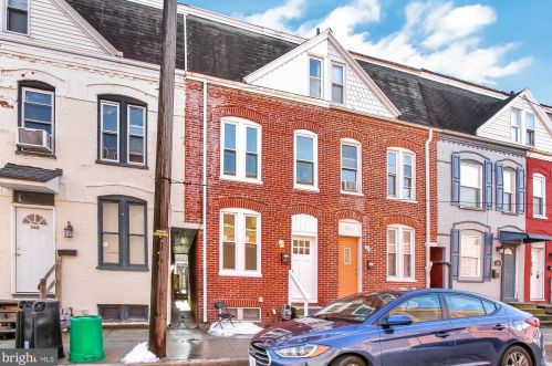 582 Company St, York PA  17401-3311 exterior
