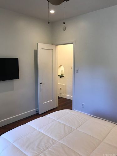 1231 9th St, Santa Monica CA  90401-1817 exterior