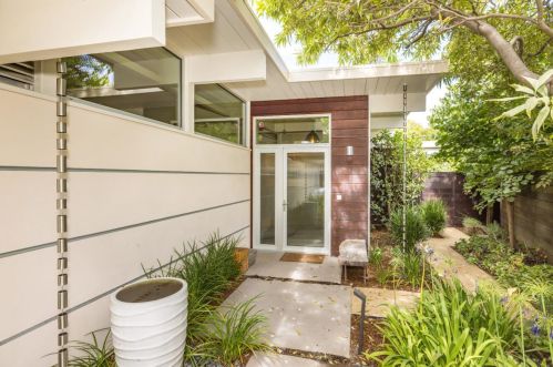 281 Creekside Dr, Palo Alto, CA 94306-4507