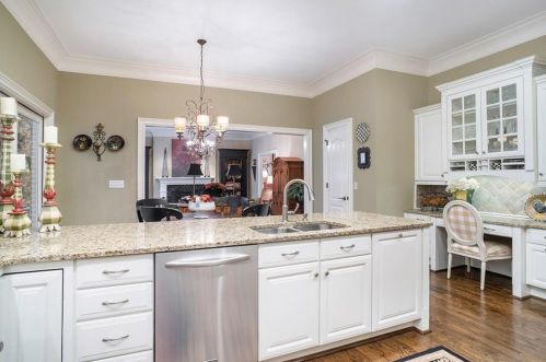 57 Habersham Cove Dr, Atlanta GA  30305-5402 exterior