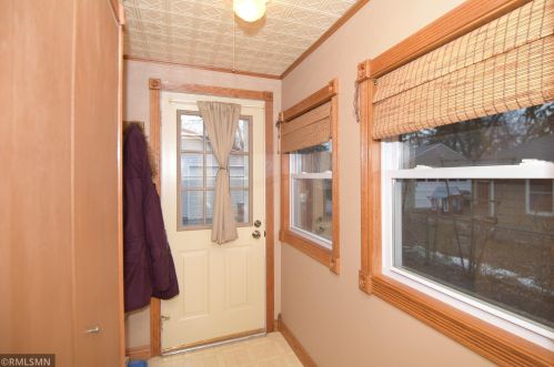 4211 Homewood Ave, Saint Paul MN  55110-3940 exterior