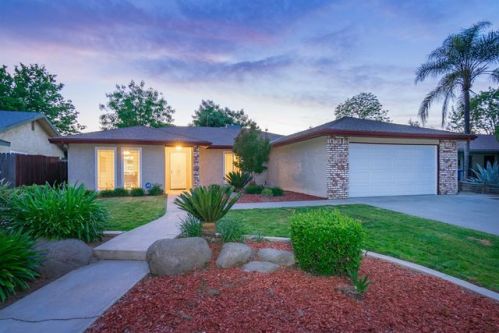 1597 Hollywood Dr, Navelencia, CA 93654-2142
