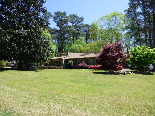 4662 Lucerne Valley Rd, Lilburn, GA 30047-4416