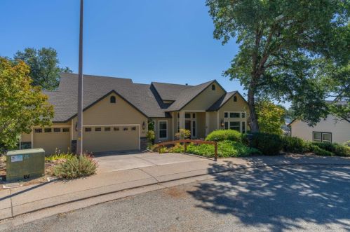 288 California Dr, Sutter Creek, CA 95685-4401