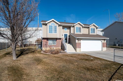 786 625, Clearfield, UT 84015-3850