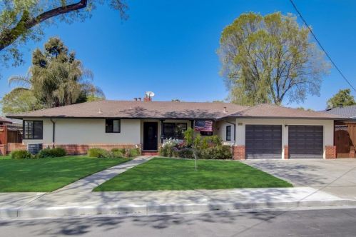 4157 School St, Pleasanton, CA 94566-6217