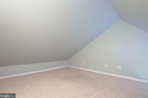 285 Michener Ct, Severna Park MD 21146-2051 exterior