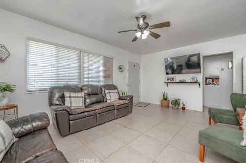1020 Arlington St, Compton, CA 90221-1144