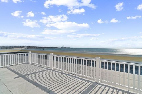 185 Main St, Niantic CT  exterior
