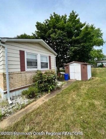 533 James St, East Freehold NJ  07728-3412 exterior