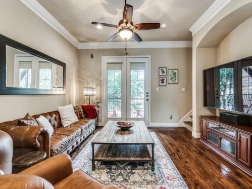 4233 Haskell Dr, Carrollton TX 75010-4280 exterior