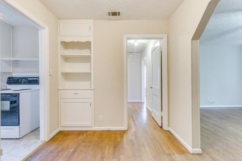 5912 Locke Ave, Fort Worth TX  76107-5514 exterior