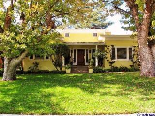785 Hill Ave, Pasadena, CA 91104-3033