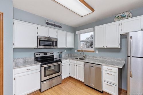 19917 Crestline Pl, Denver, CO 80015-3703