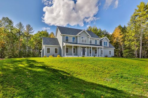 20 Countryside Dr, Brookline, NH 03033-4425
