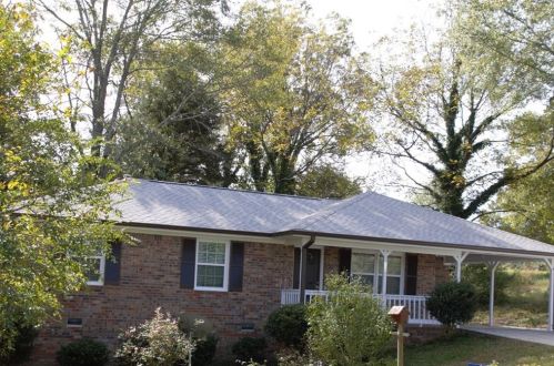 309 Franklin St, Toccoa, GA 30577-2639