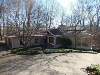 124 Lakeview Dr, Greensburg, PA 15601-9729