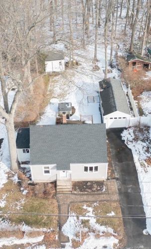 164 Celia Dr, Waterbury, CT 06705-3136