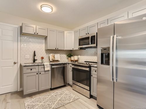 6775 54th Pl, Arvada CO  80002-3851 exterior