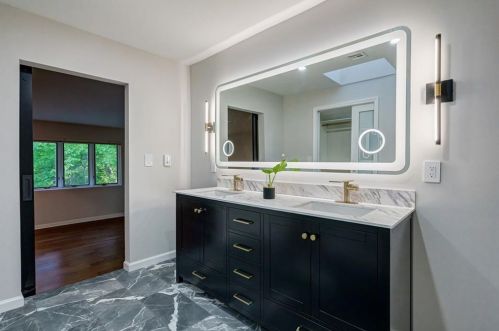 620 Colebrook Ct, Atlanta GA  30327-4710 exterior