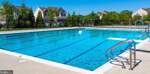927 Bentgrass Dr, Aberdeen MD  21001-3948 exterior