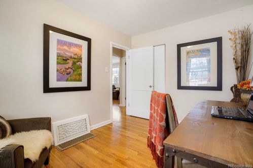 1257 Locust St, Denver CO 80207-3943 exterior