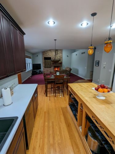 436 Fox Run Ln, Pingree Grove IL  60140-9641 exterior