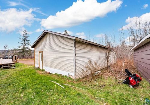 5259 Cooper Rd, Silver Bay, MN 55614-3645