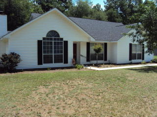554 Oaks Ct, Waycross, GA 31503-9515