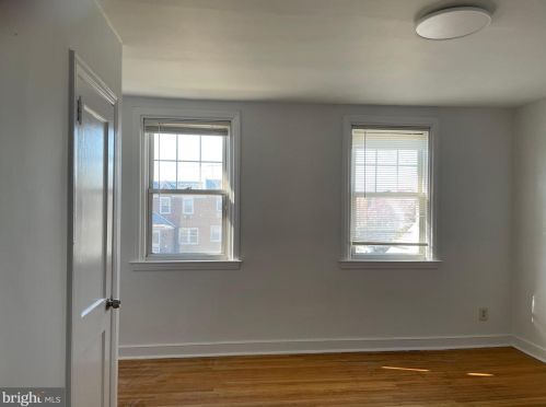 7053 Large St, Philadelphia PA 19149-1725 exterior