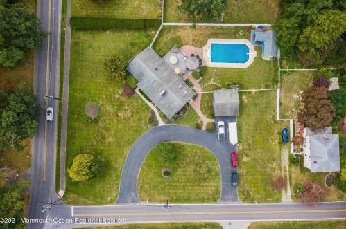 278 Edgebrook Rd, Trenton NJ 08691-3732 exterior