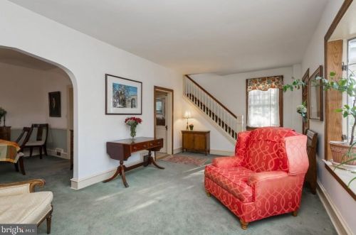 102 Elm Ave, Haddonfield NJ 08033-2537 exterior